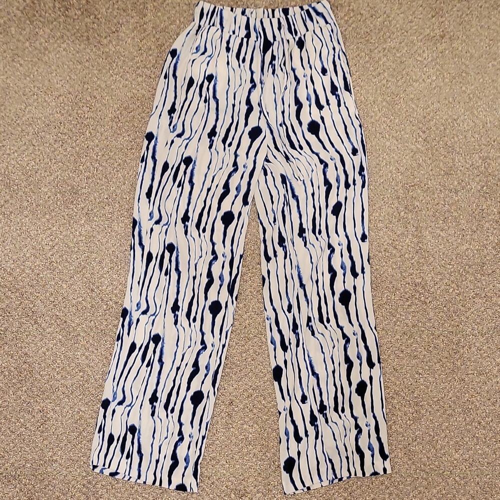 H&M Blue White Black Abstract Women's Lightweight Ankle Straight Pants Polyester